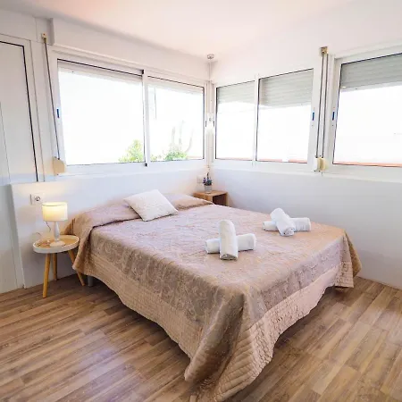 Elite Bonaire Penthouse By Hello Homes Sitges