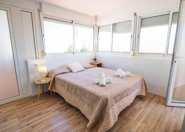 Elite Bonaire Penthouse By Hello Homes Sitges